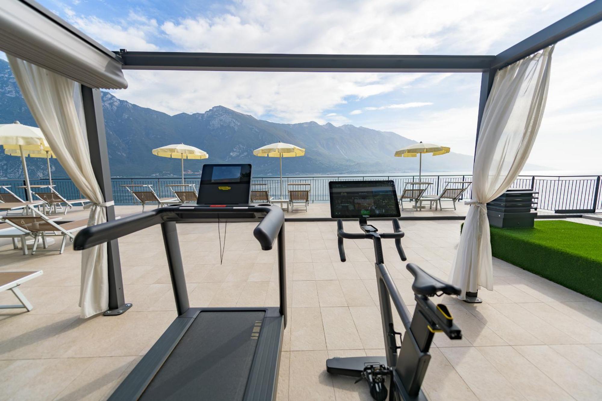 Hotel Villa Dirce Limone sul Garda Eksteriør billede